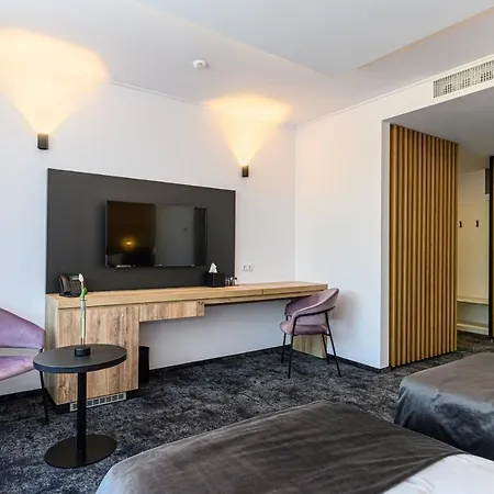 Hotel B The Sfantu Gheorghe (Covasna)